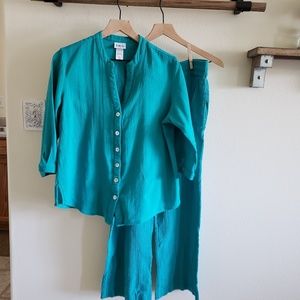 BFA Classics-pantsuit